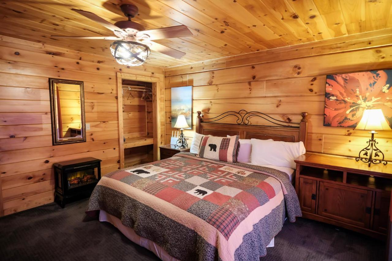 Lazy Bear Lodge Gatlinburg Exterior foto